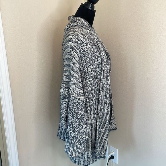 Tommy Bahama chunky open front indigo cardigan - Picture 4 of 9